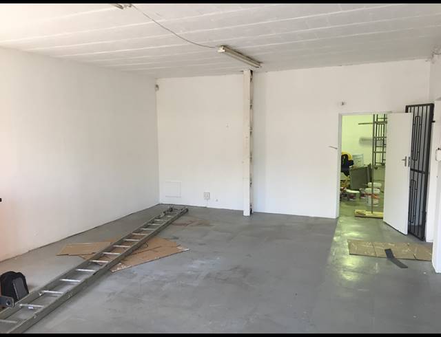 285M² FACTORY RENTED IN DIEP RIVER